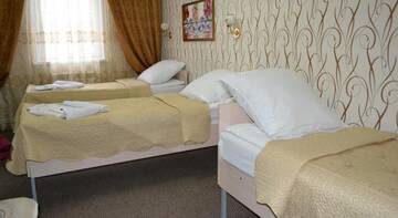 Трехместный номер "Комфорт"  в Гостинице Homehotel